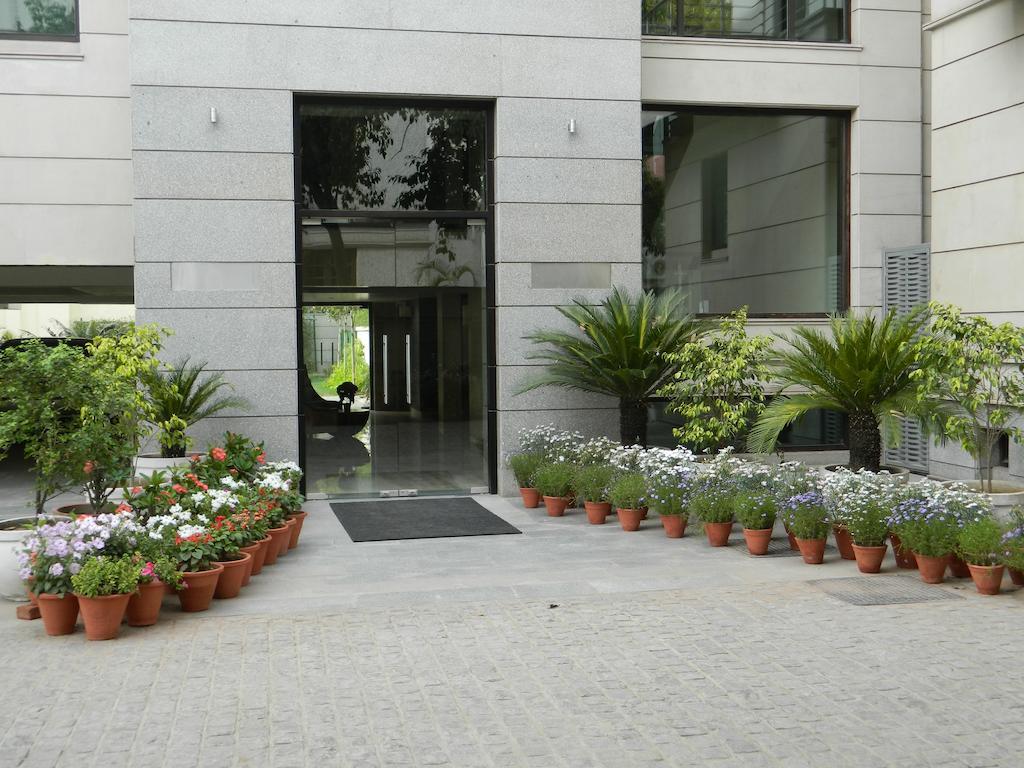 76 Friends Colony Panzió Új-Delhi Kültér fotó