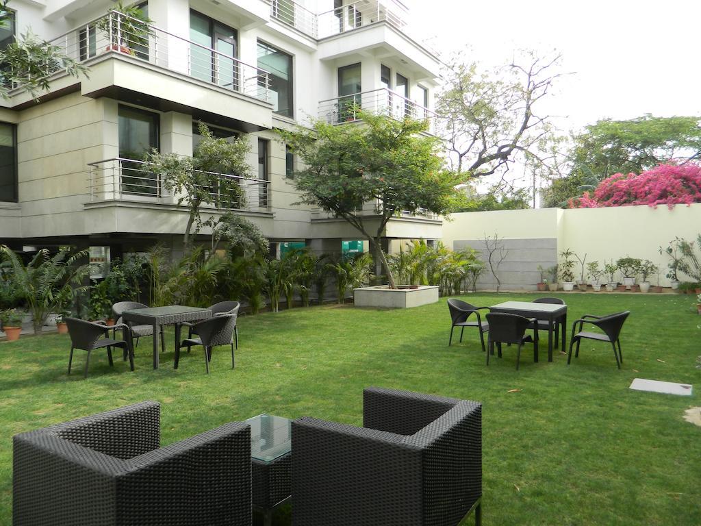 76 Friends Colony Panzió Új-Delhi Kültér fotó