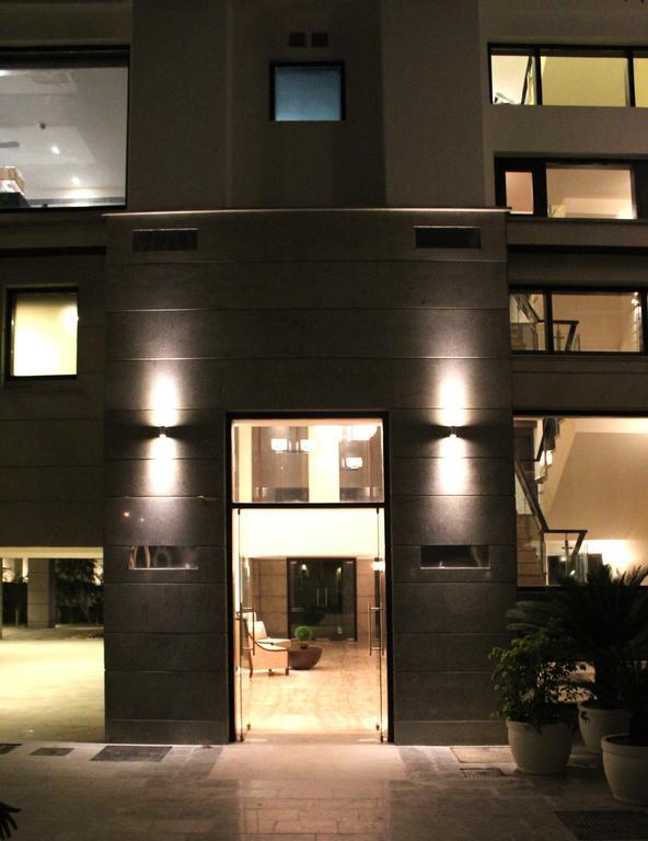 76 Friends Colony Panzió Új-Delhi Kültér fotó